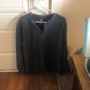 Blue men’s henley